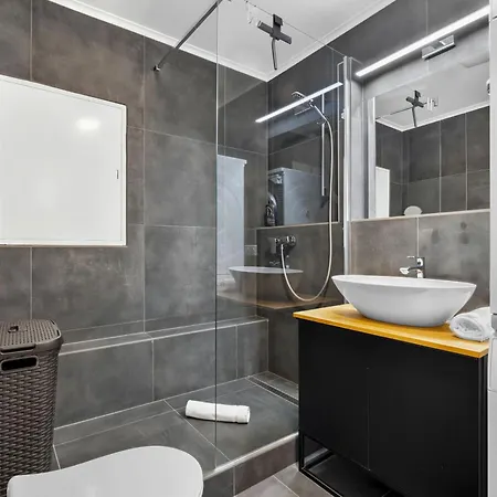 Luxe Private - Balcony & View Appartement Bratislava