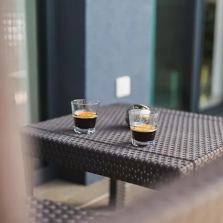 Appartement Luxe Private - Balcony & View Bratislava