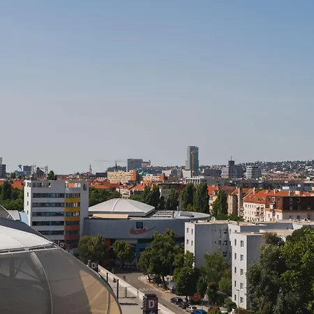Luxe Private - Balcony & View Appartement Bratislava